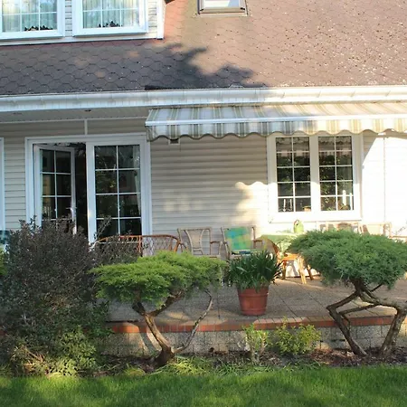 民宿 Dom Pod Brzozami 斯维诺乌伊希切